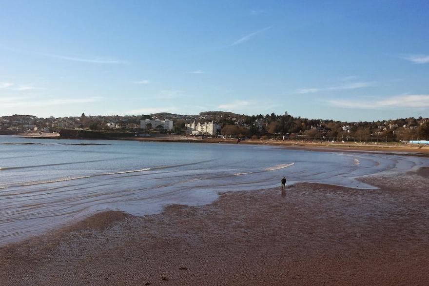 Large Seaside Torquay Home Ideal For Two Or Three Families To Holiday Together
