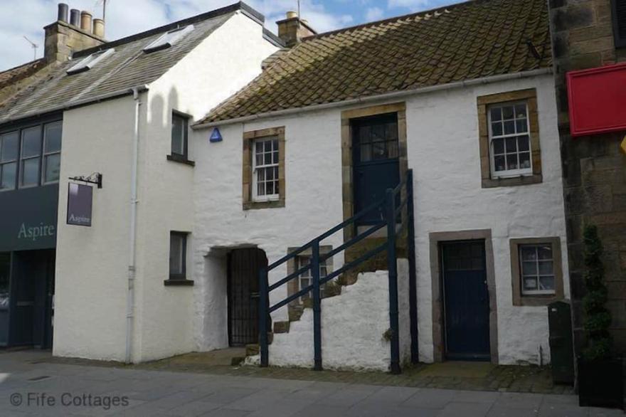 A Fabulous And Historic 4 Bedroomed House In St Andrews