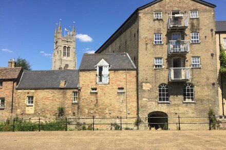 River View House in the Heart of St Neots