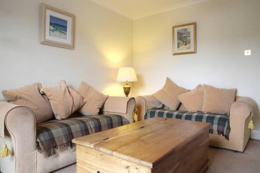 Apartment by Holyrood with splendid views