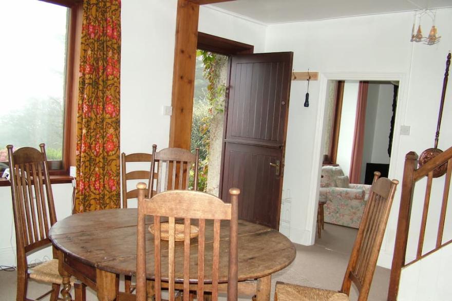 Remote Peaceful Cottage. Great for families. Panoramic Views & Skies. Fresh Air.
