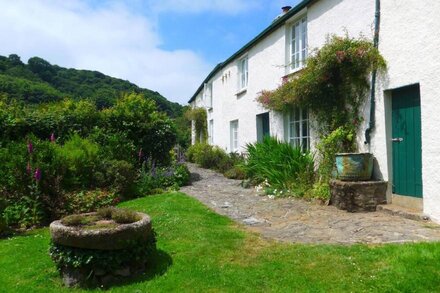 Old Farmhouse In Millook Near Widemouth Bay