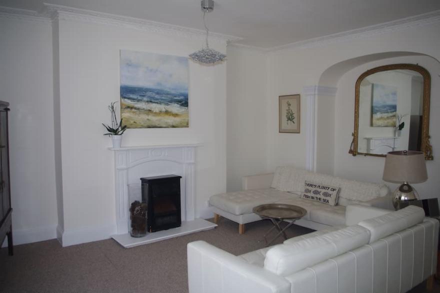 Fabulous Duplex Apartment With Roof Terrace