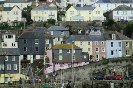 Perfect south facing cottage overlooking Mevagissey Harbour and across the bay.