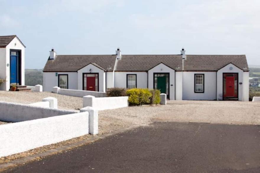 Cosy Cottage Located In Heart Of Ireland's Famous Antrim Coast
