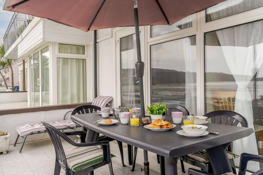 2 Strandways - Three Bedroom Apartment, Sleeps 5