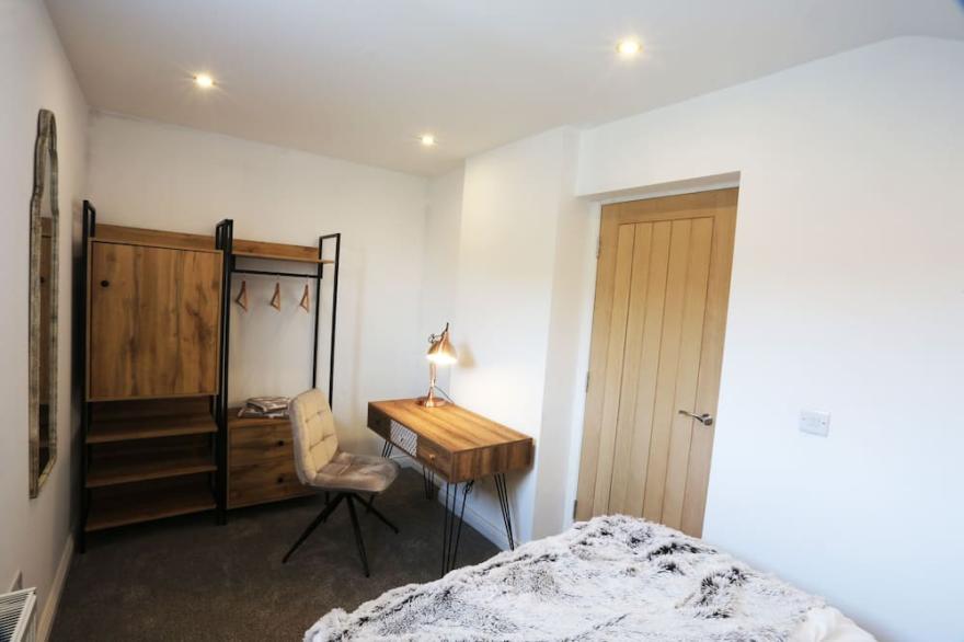 Apartment at Hotl Aparts at Deal House