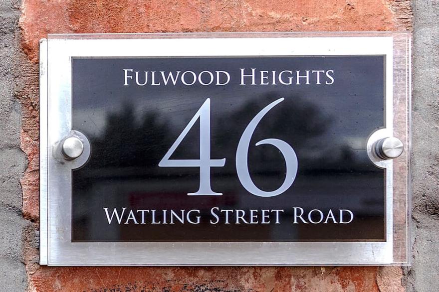 No3b Fulwood Heights - Executive Studio Nr Hosp