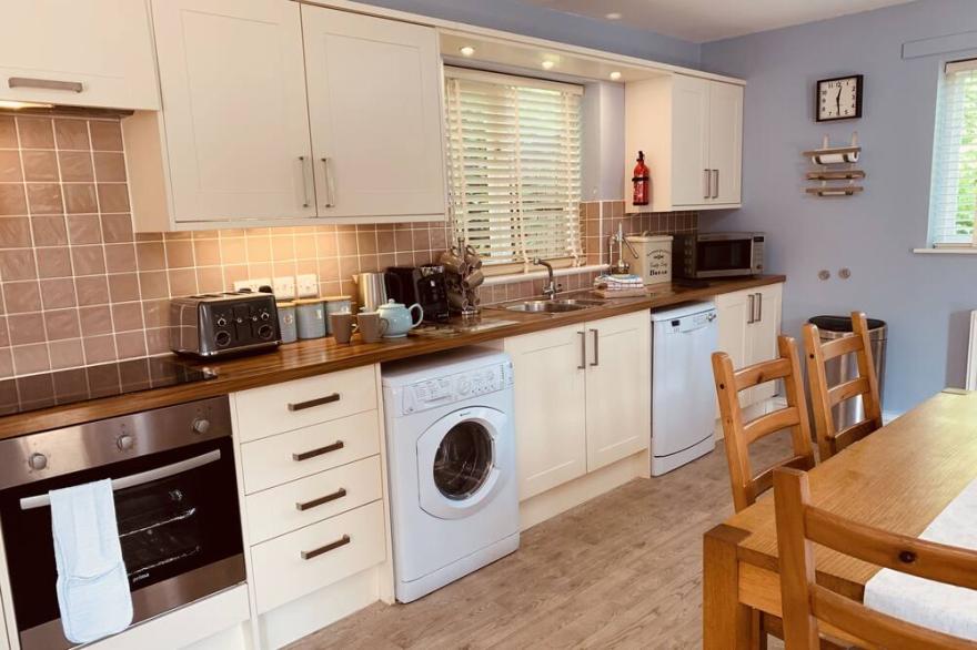 Dale Cottage - Three Bedroom