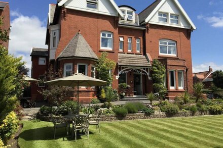 The Old School House - Ground Floor Apartment 3