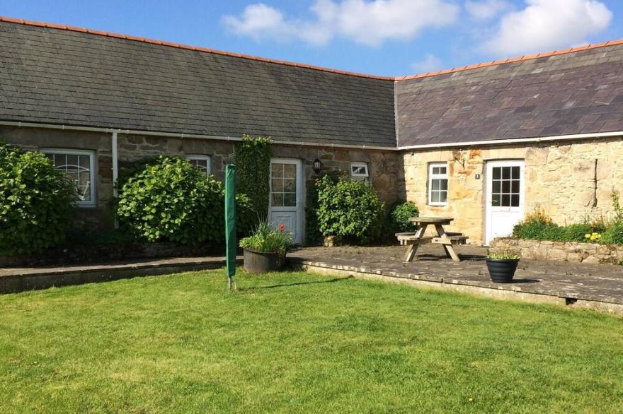 2 Glantraeth Farm Cottage