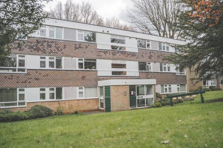 Modern 2B Ground Floor Apartment in Edgbaston!