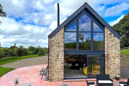 Gloriously rural, Y Felin is a fantastic luxury barn conversion in Pembrokeshire