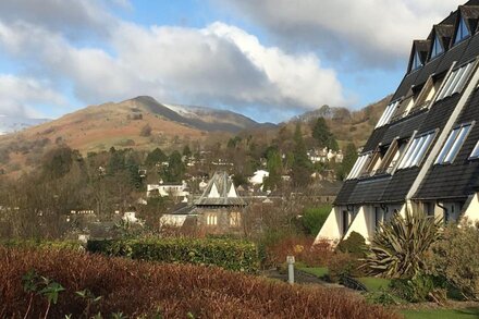 Luxury Apartment in Central Ambleside, Balcony,  Fabulous Views, Fully Equipped