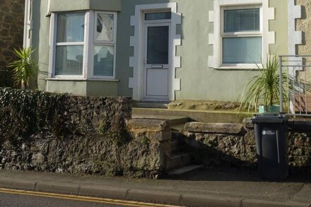 Cosy Home from Home close to Beautiful Benllech Beach - Child and Pet Friendly