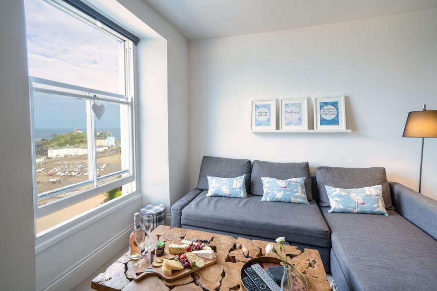Beautiful two bed apartment with sea front views