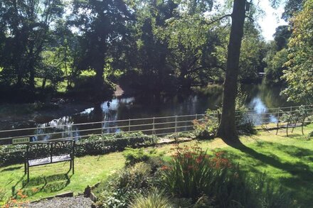 Fellside Luxury Cottage with parking. Lake views River Garden and court yard.