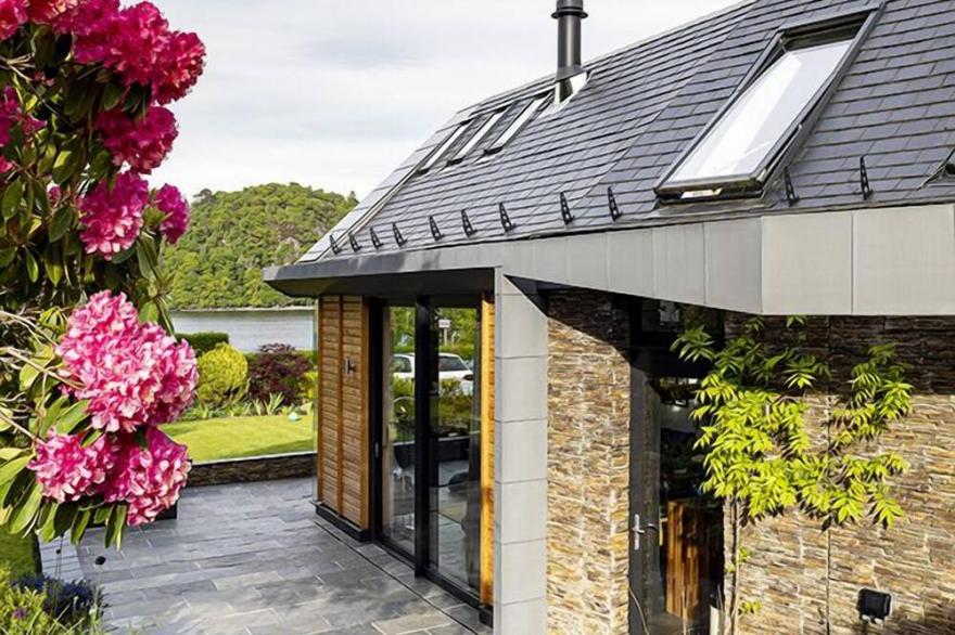 Roselea Cottage, An Outstanding Cottage In Aldochlay Next To Luss Loch Lomond With Loch Views
