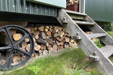 The Old Findlay - Luxury Shepherd's Hut