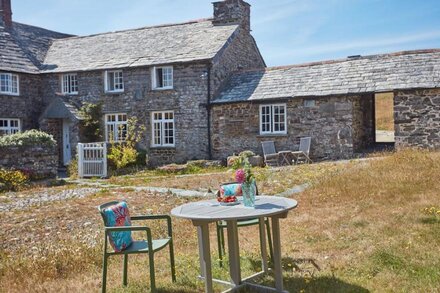 Nestled down just off the South West coast path, The North Wing of this beautiful old farmhouse is t