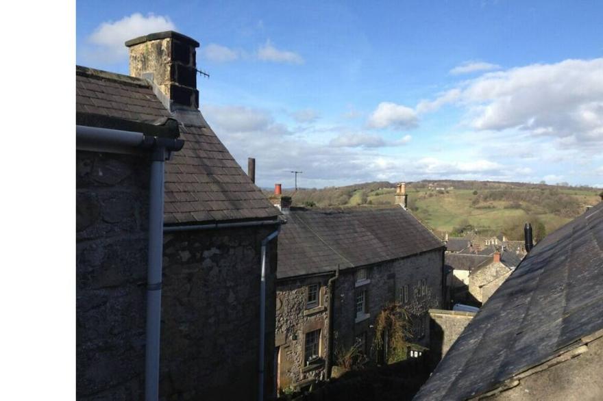 Cosy Peak District Cottage