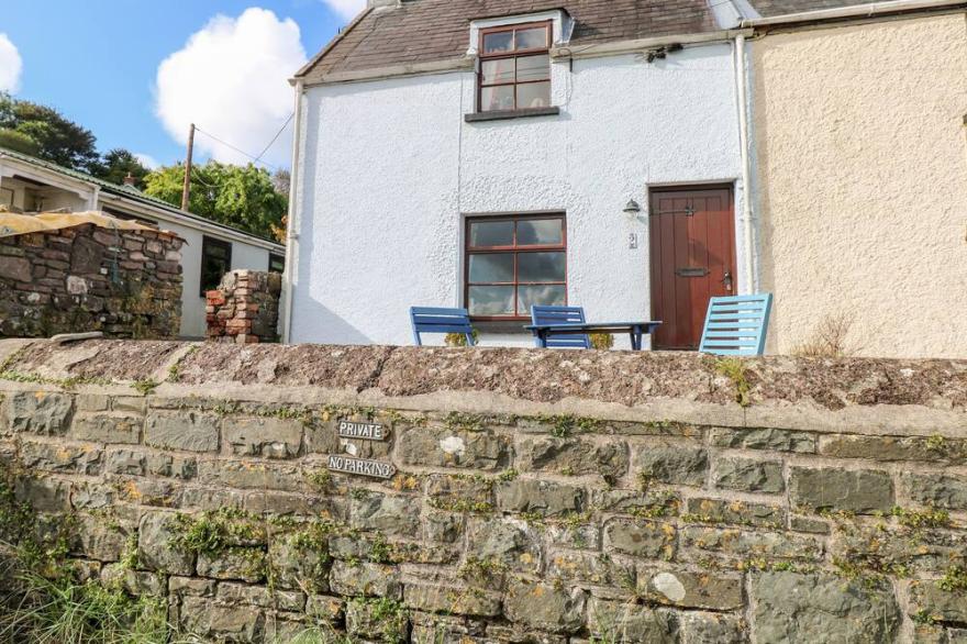 2 STRAND COTTAGES, Pet Friendly, With Open Fire In Laugharne