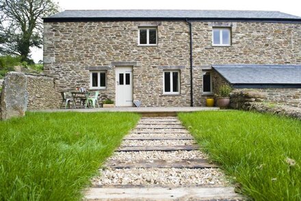 Beautiful barn conversion, close to Mevagissey, Portmellon and the SW Coast path