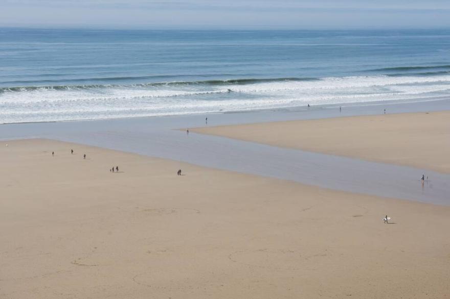 OCEAN HEIGHTS, family friendly, country holiday cottage in Newquay