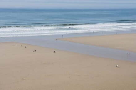 OCEAN HEIGHTS, family friendly, country holiday cottage in Newquay