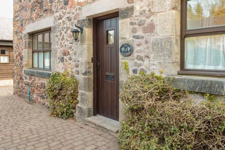 IVY COTTAGE, family friendly, character holiday cottage in Wooler