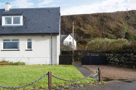 2 bedroom accommodation in Ellenabeich, near Oban