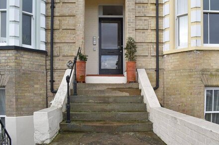 1 bedroom accommodation in Lowestoft