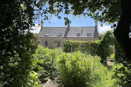 Beautiful Stone Cottage - A Unique Rural Retreat In The Scottish Borders