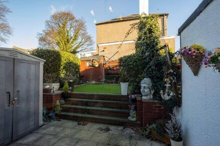 Exquisite 3 Bedroom House in the Heart of Edinburgh