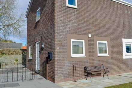 2 bedroom accommodation in Beadnell