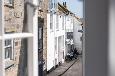 In-between Cottage, St Ives