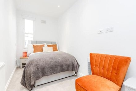 Flat 5 · Stunning 2-Bed Notting Hill Portobello Apartment