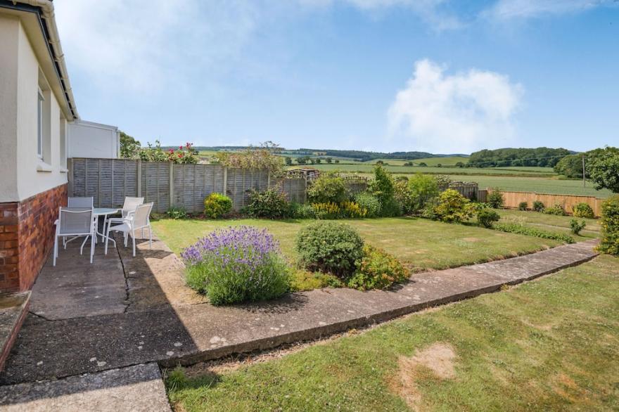 THORNBY, family friendly, with a garden in Blue Anchor