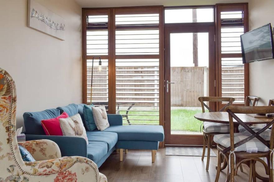 2 bedroom accommodation in Lower Drayton, near Penkridge