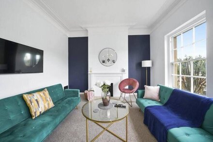 The Exquisite Jewel of Central Bath - Sleeps 8