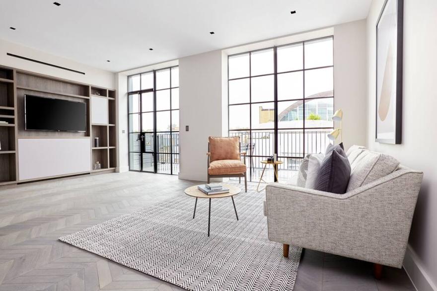 Sonder Back Hill | Spacious Two-Bedroom Apartment
