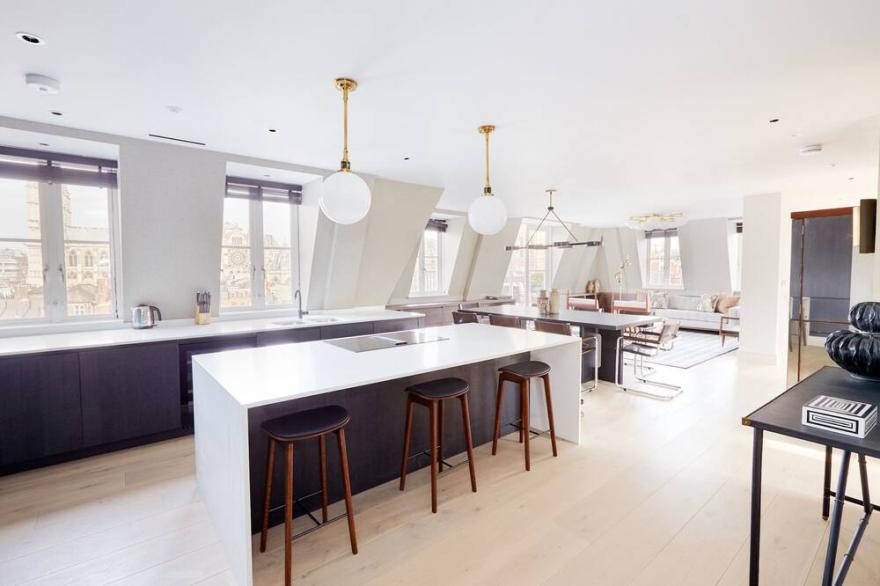 Sonder The Arts Council | Five-Bedroom Apartment