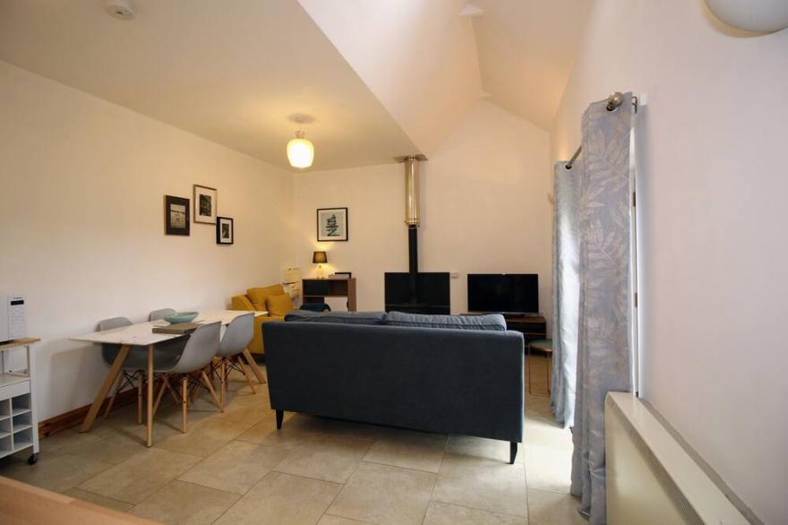 Squirrel Cottage, Covenham Holiday Cottages