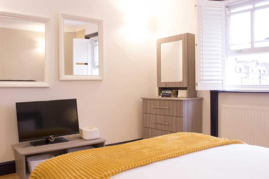 S10 -  Sensational Apartment near by Oxford Street