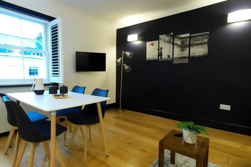 S10 -  Sensational Apartment near by Oxford Street