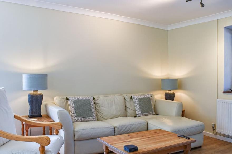 2 bedroom accommodation in Gowerton, near Swansea