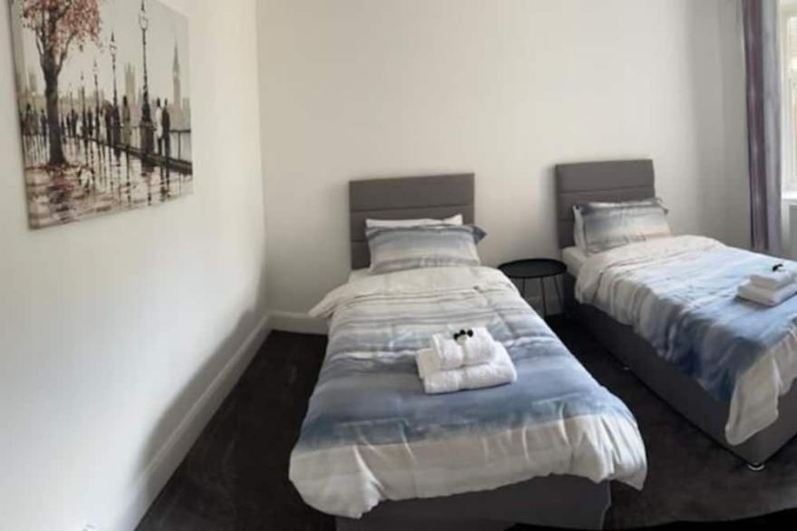 Impeccable 2-Bed Apartment in Eastbourne