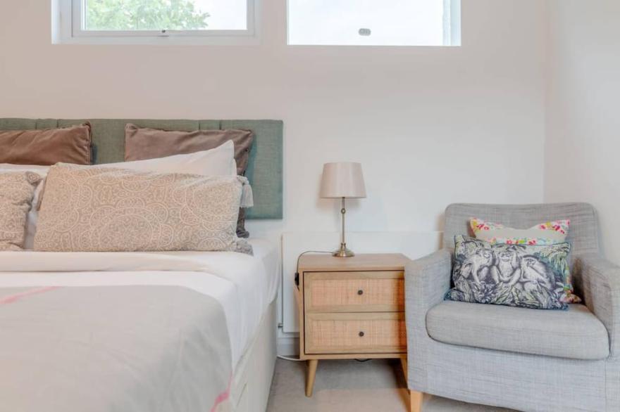 Cosy 1 Bedroom Apartment near Wimbledon station