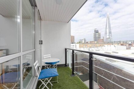 Spacious 2 Bedroom Flat on Bermondsey St