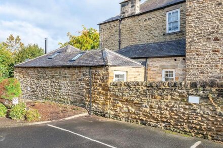 2 bedroom accommodation in Hexham